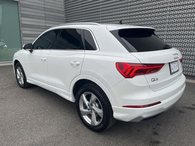 2019 Audi Q3 Premium Plus