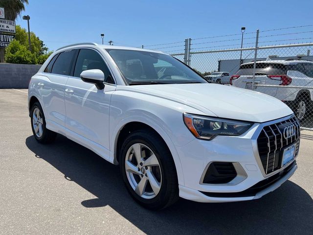 2019 Audi Q3 Premium