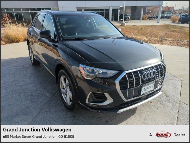 2019 Audi Q3 Premium