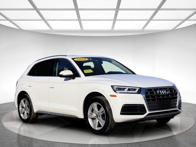 2019 Audi Q5 Premium Plus