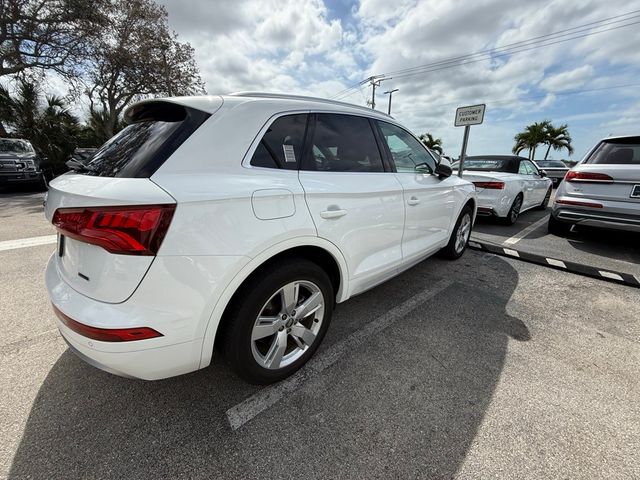 2019 Audi Q5 Premium Plus