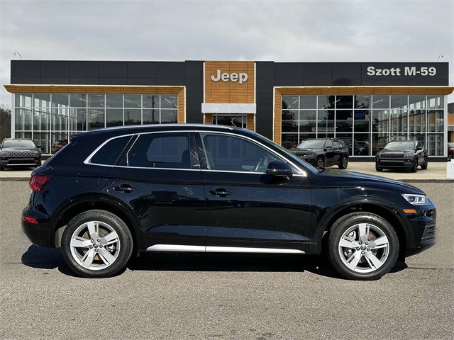 2019 Audi Q5 Premium Plus