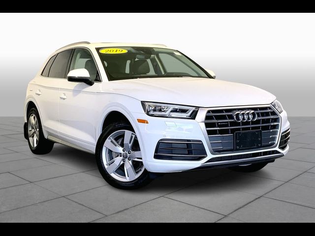 2019 Audi Q5 Premium Plus