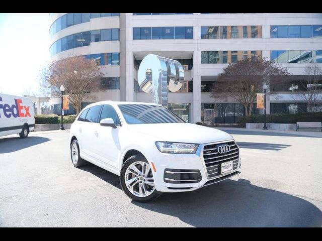 2019 Audi Q7 Premium Plus