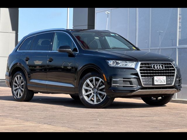 2019 Audi Q7 Premium