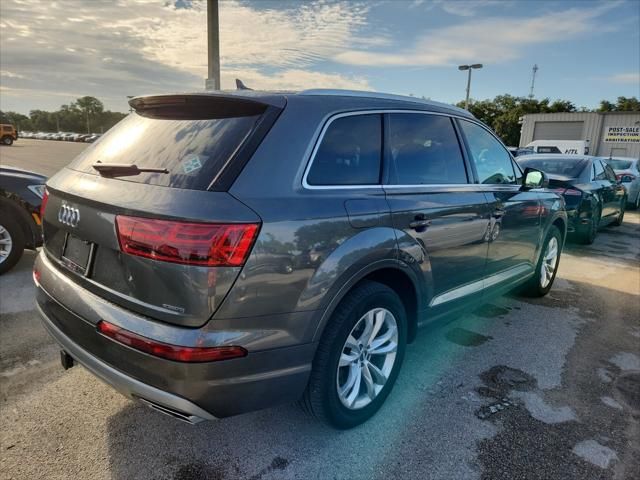 2019 Audi Q7 Premium Plus