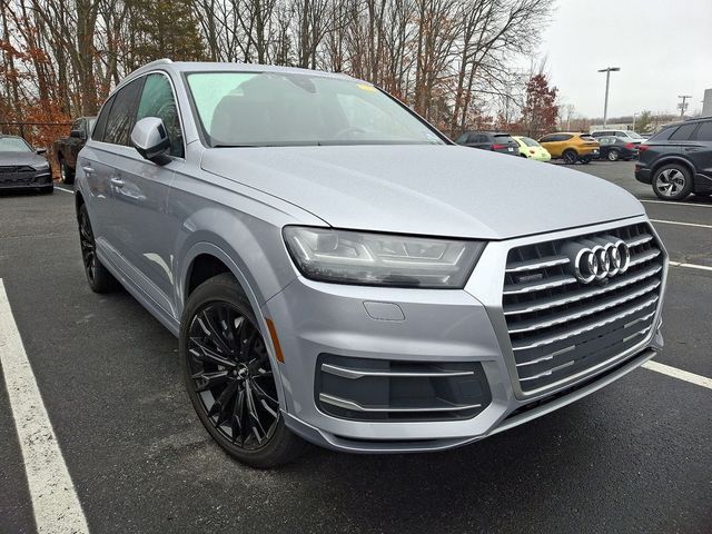 2019 Audi Q7 Premium Plus