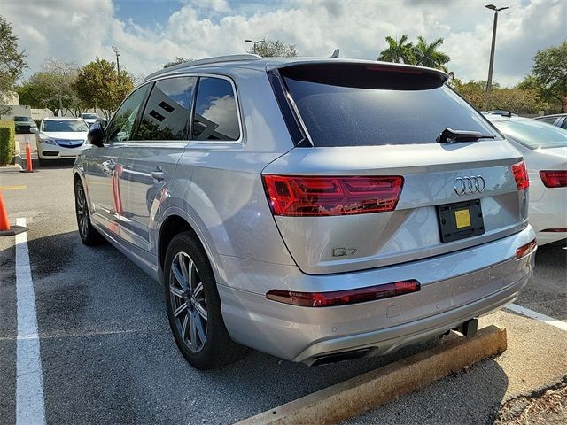 2019 Audi Q7 Premium Plus