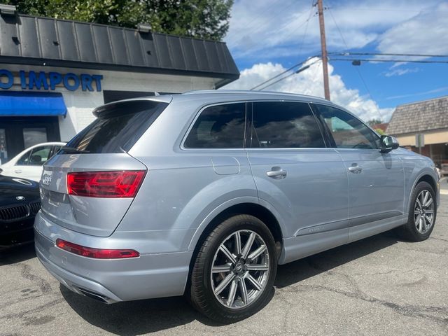 2019 Audi Q7 Premium Plus