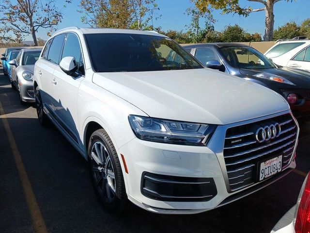 2019 Audi Q7 Premium Plus