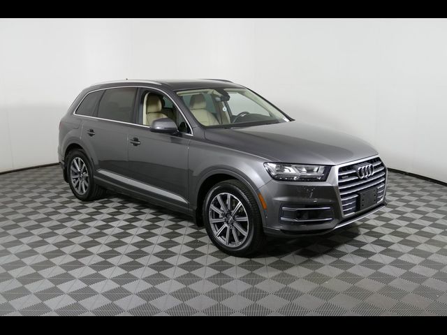 2019 Audi Q7 Premium Plus