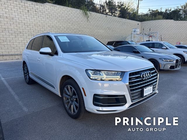 2019 Audi Q7 Premium Plus