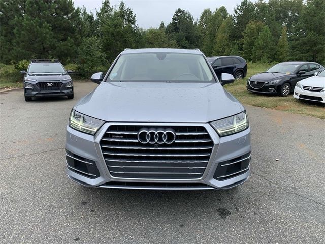 2019 Audi Q7 SE Premium Plus