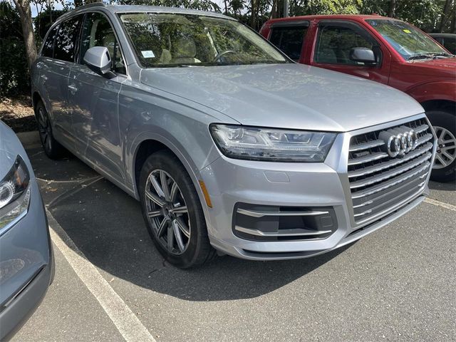 2019 Audi Q7 SE Premium Plus