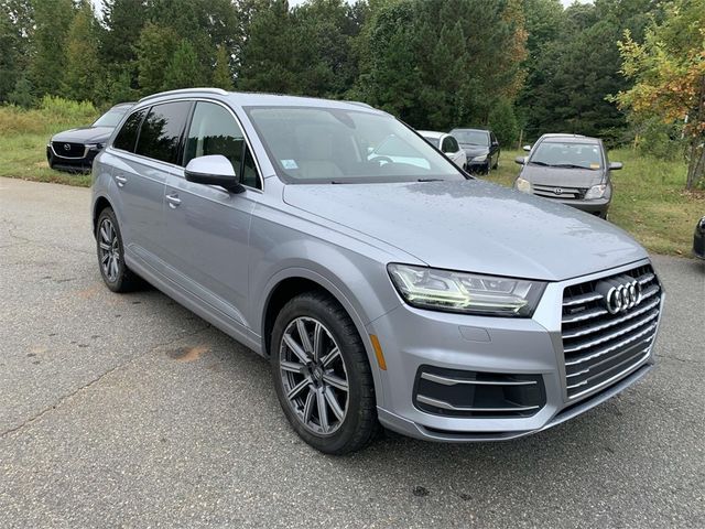 2019 Audi Q7 SE Premium Plus