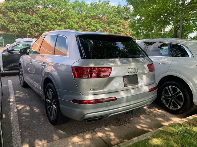 2019 Audi Q7 SE Premium Plus