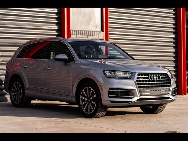 2019 Audi Q7 SE Premium Plus