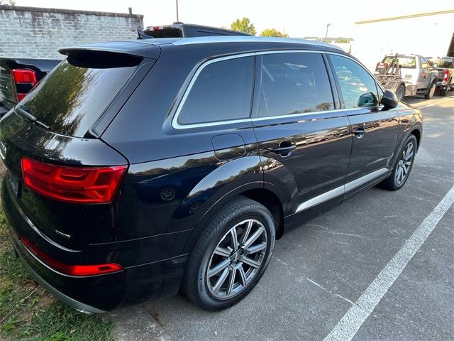 2019 Audi Q7 SE Premium Plus