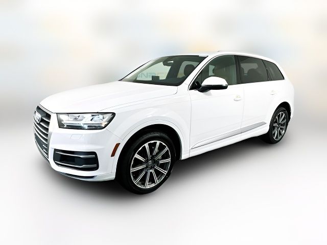 2019 Audi Q7 SE Premium Plus