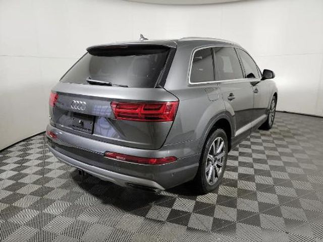 2019 Audi Q7 Premium Plus