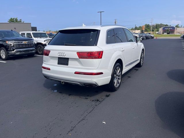 2019 Audi Q7 Premium Plus