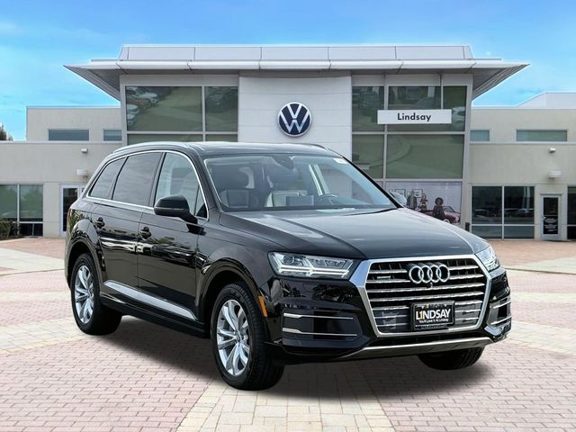 2019 Audi Q7 Premium Plus