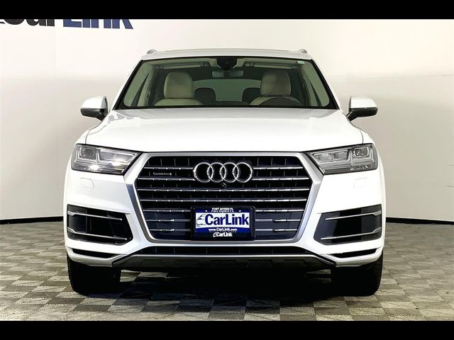 2019 Audi Q7 SE Premium Plus