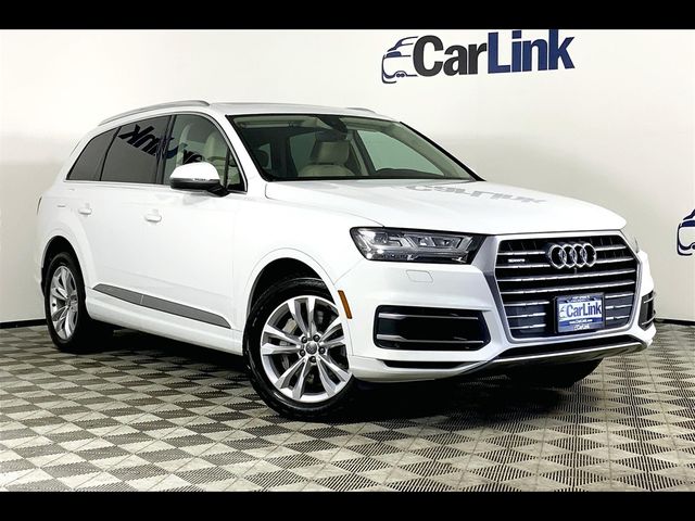 2019 Audi Q7 SE Premium Plus