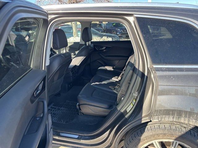 2019 Audi Q7 Premium Plus