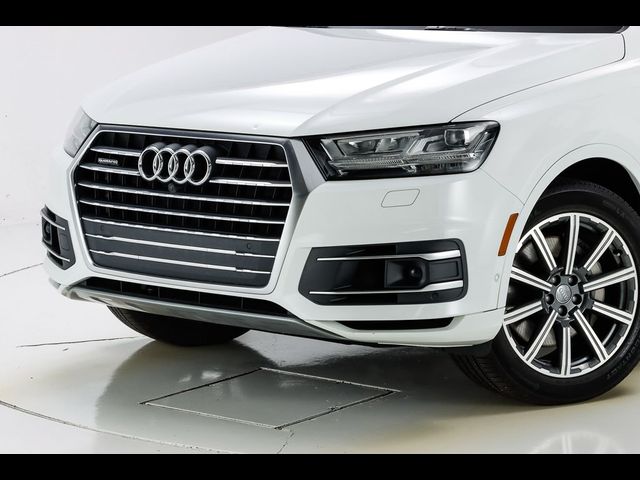 2019 Audi Q7 Premium Plus