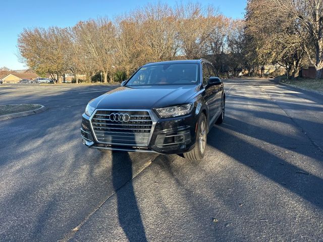 2019 Audi Q7 Premium Plus