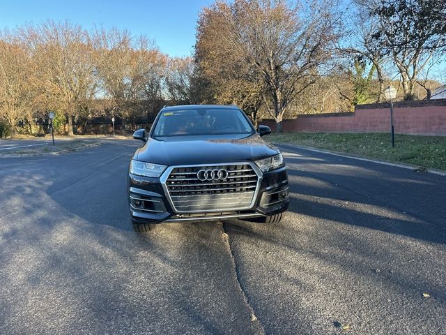 2019 Audi Q7 Premium Plus