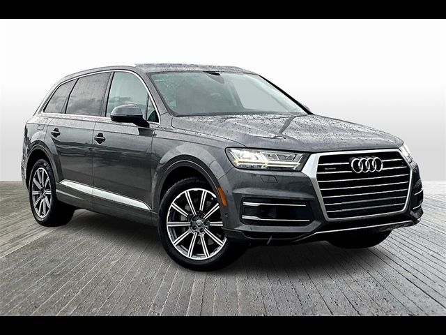 2019 Audi Q7 Premium Plus