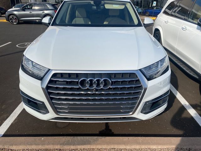 2019 Audi Q7 Premium Plus