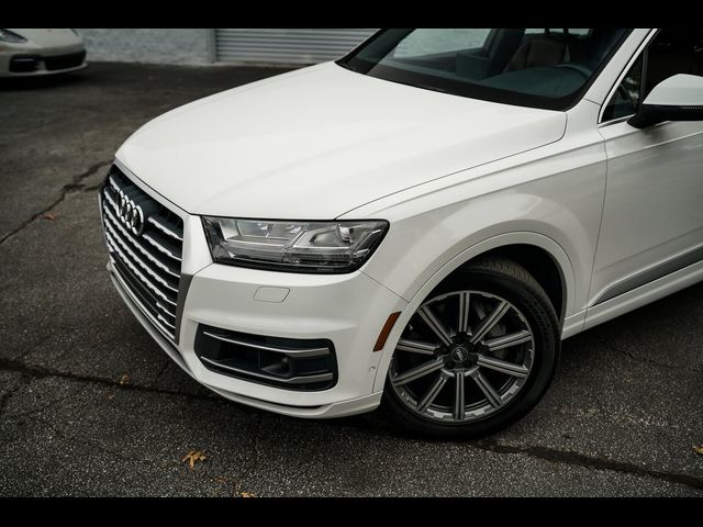 2019 Audi Q7 Premium Plus