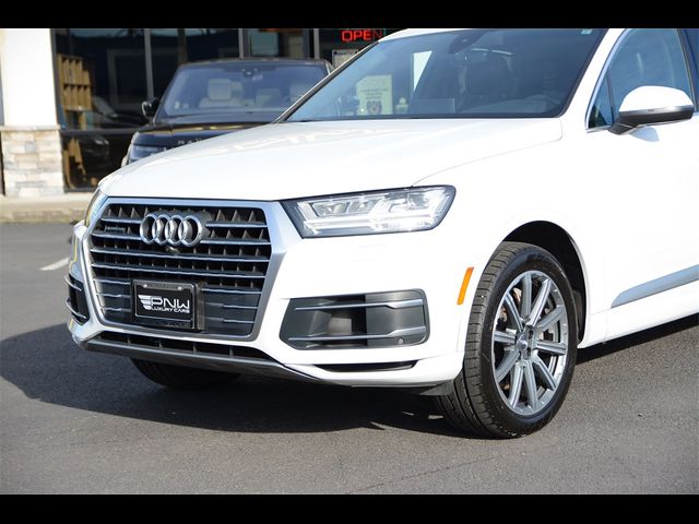 2019 Audi Q7 Premium Plus