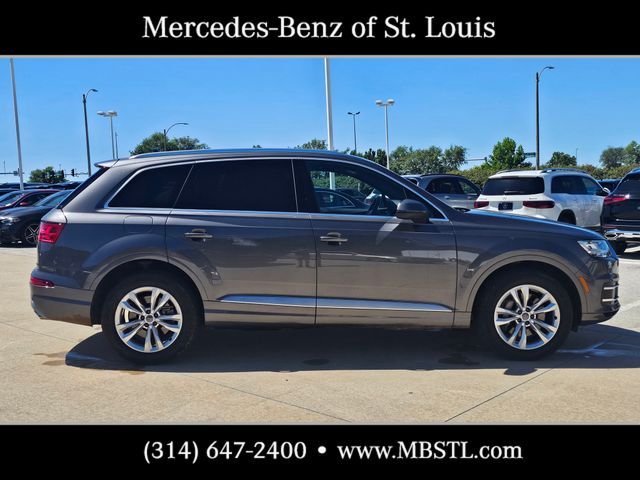2019 Audi Q7 Premium Plus