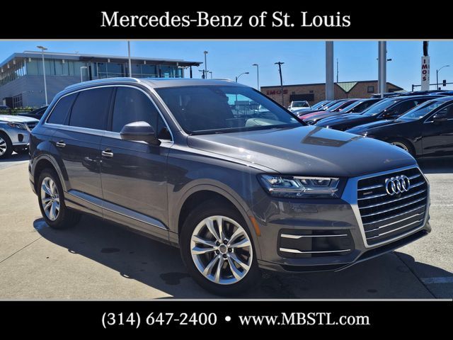 2019 Audi Q7 Premium Plus