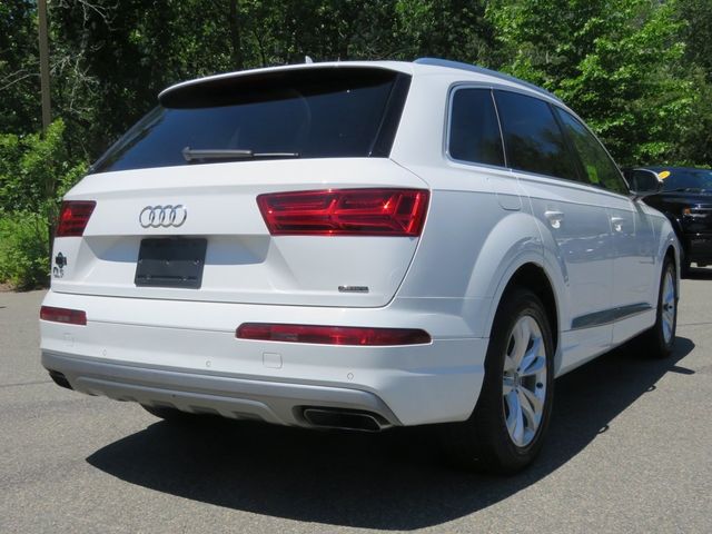 2019 Audi Q7 Premium Plus