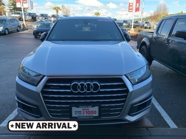 2019 Audi Q7 Premium Plus