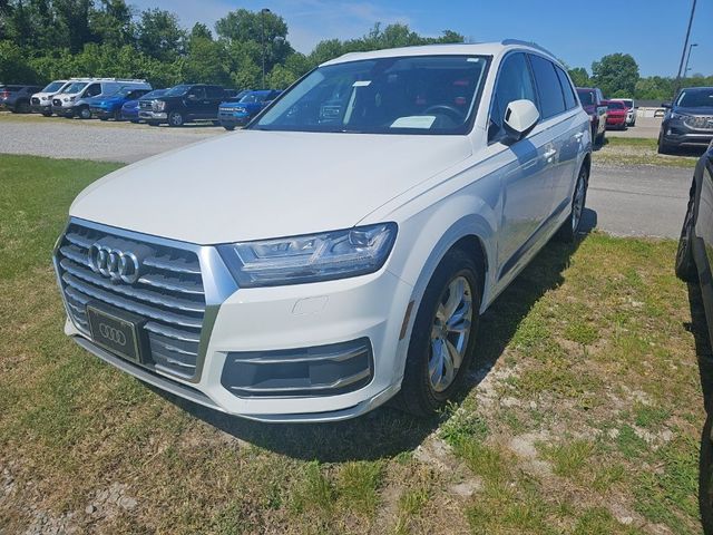 2019 Audi Q7 Premium Plus
