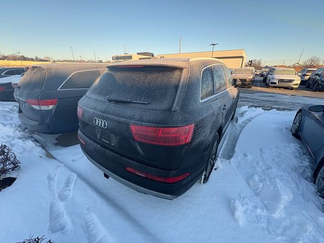 2019 Audi Q7 Premium Plus