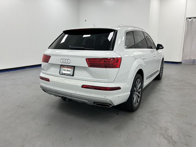 2019 Audi Q7 Premium Plus