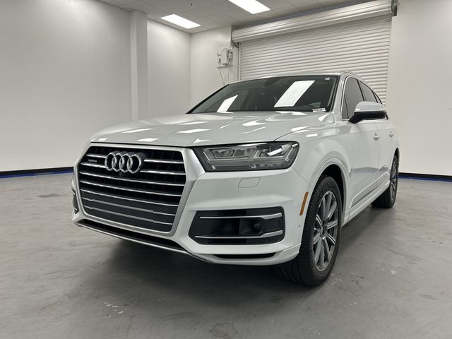 2019 Audi Q7 Premium Plus