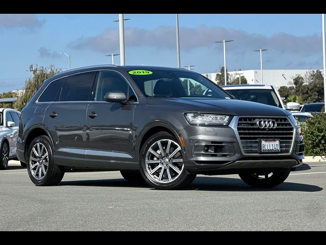 2019 Audi Q7 Premium Plus