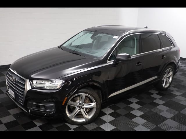 2019 Audi Q7 Prestige