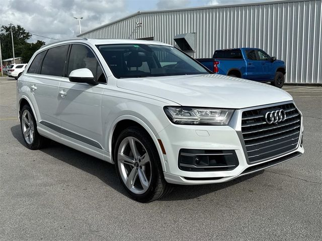 2019 Audi Q7 Prestige
