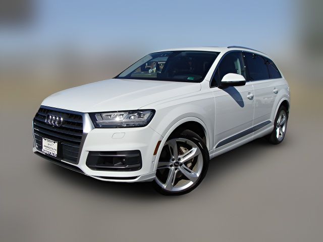 2019 Audi Q7 Prestige