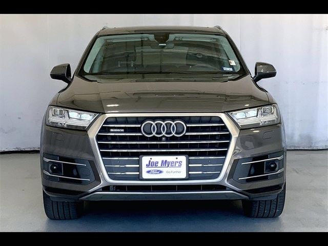 2019 Audi Q7 Prestige