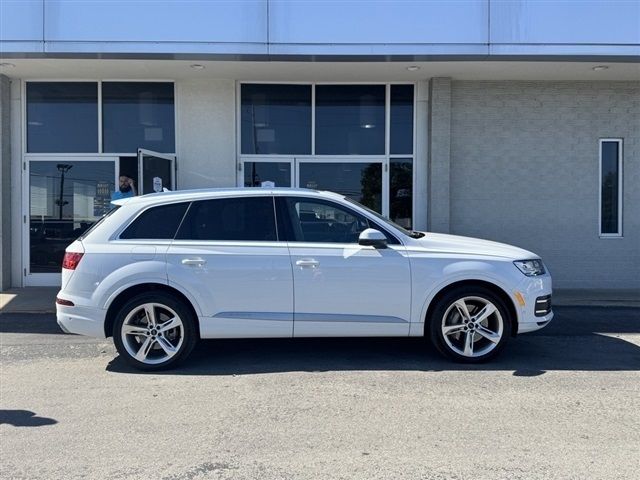 2019 Audi Q7 Prestige